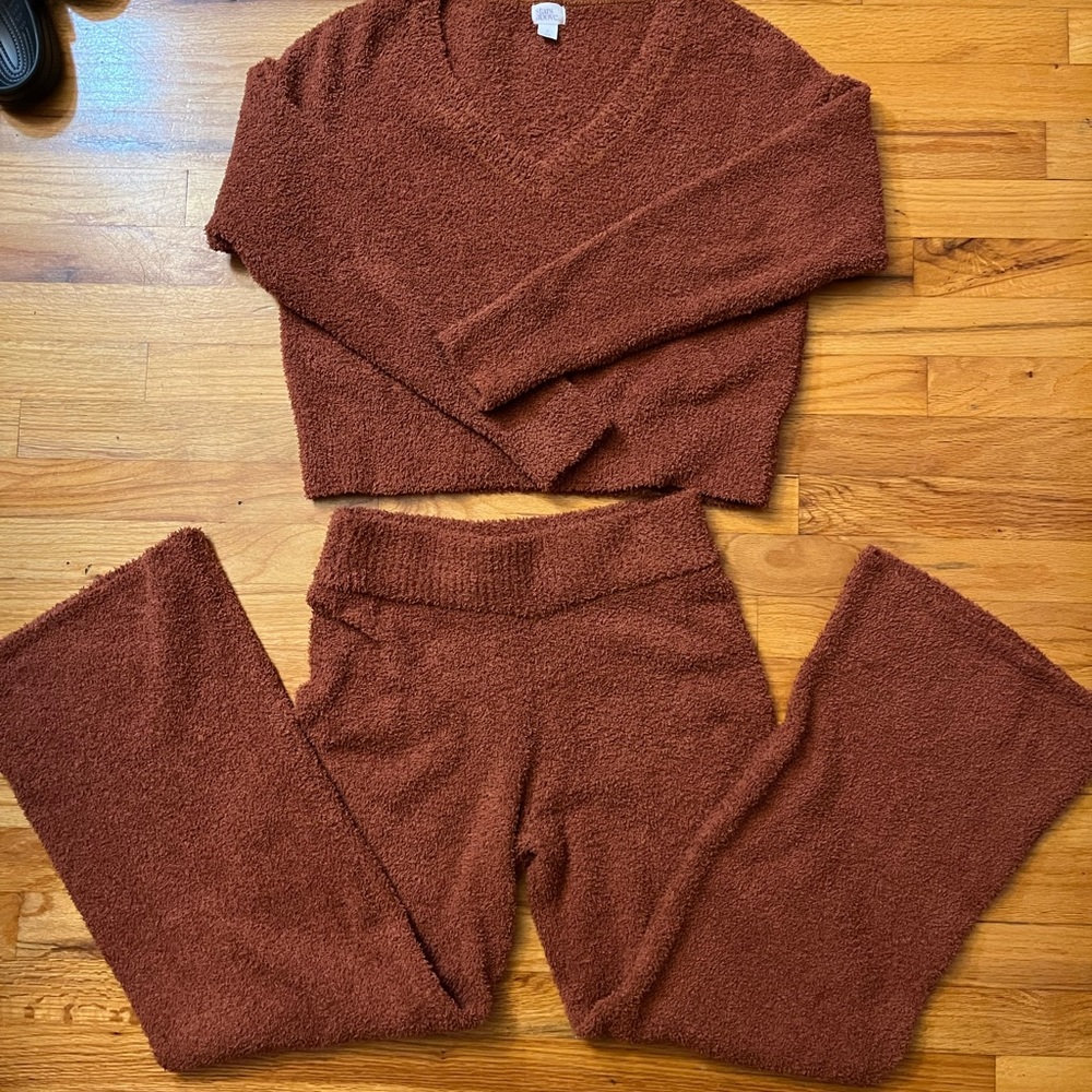Brown fuzzy lounge/pajama set